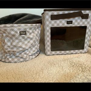 Thirty One storage totes